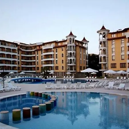아파트 Royal Sun Smile 1 Bedroom